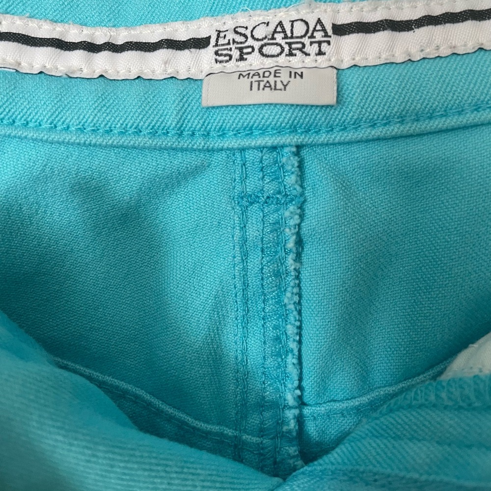 Escada Vibrant Turquoise Crop Pants